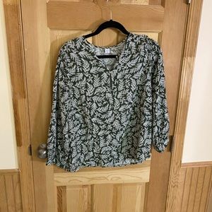 Women’s blouse